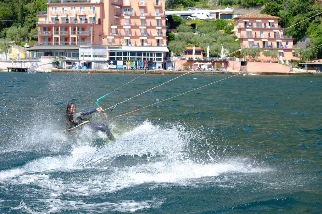 Hotel Capo Reamol Limone sul Garda Bagian luar foto
