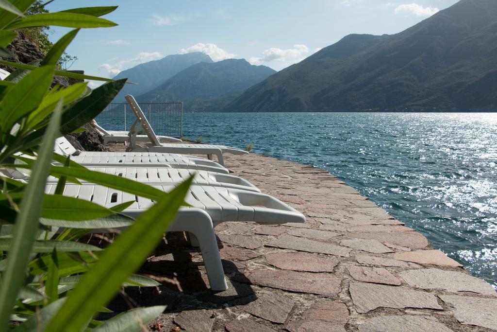 Hotel Capo Reamol Limone sul Garda Bagian luar foto